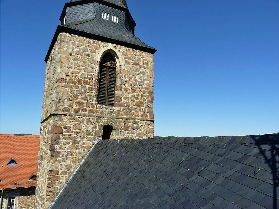 Auf dem Gerüst (Foto: Karl-Franz Thiede)